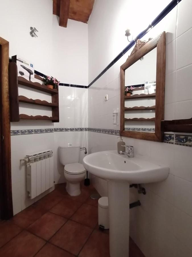 La Posada De Horcajuelo Horcajuelo de la Sierra Exterior foto