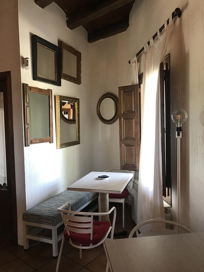 La Posada De Horcajuelo Horcajuelo de la Sierra Exterior foto